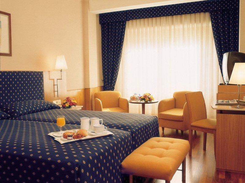Hotel Nh Madrid Chamberi Pokój zdjęcie
